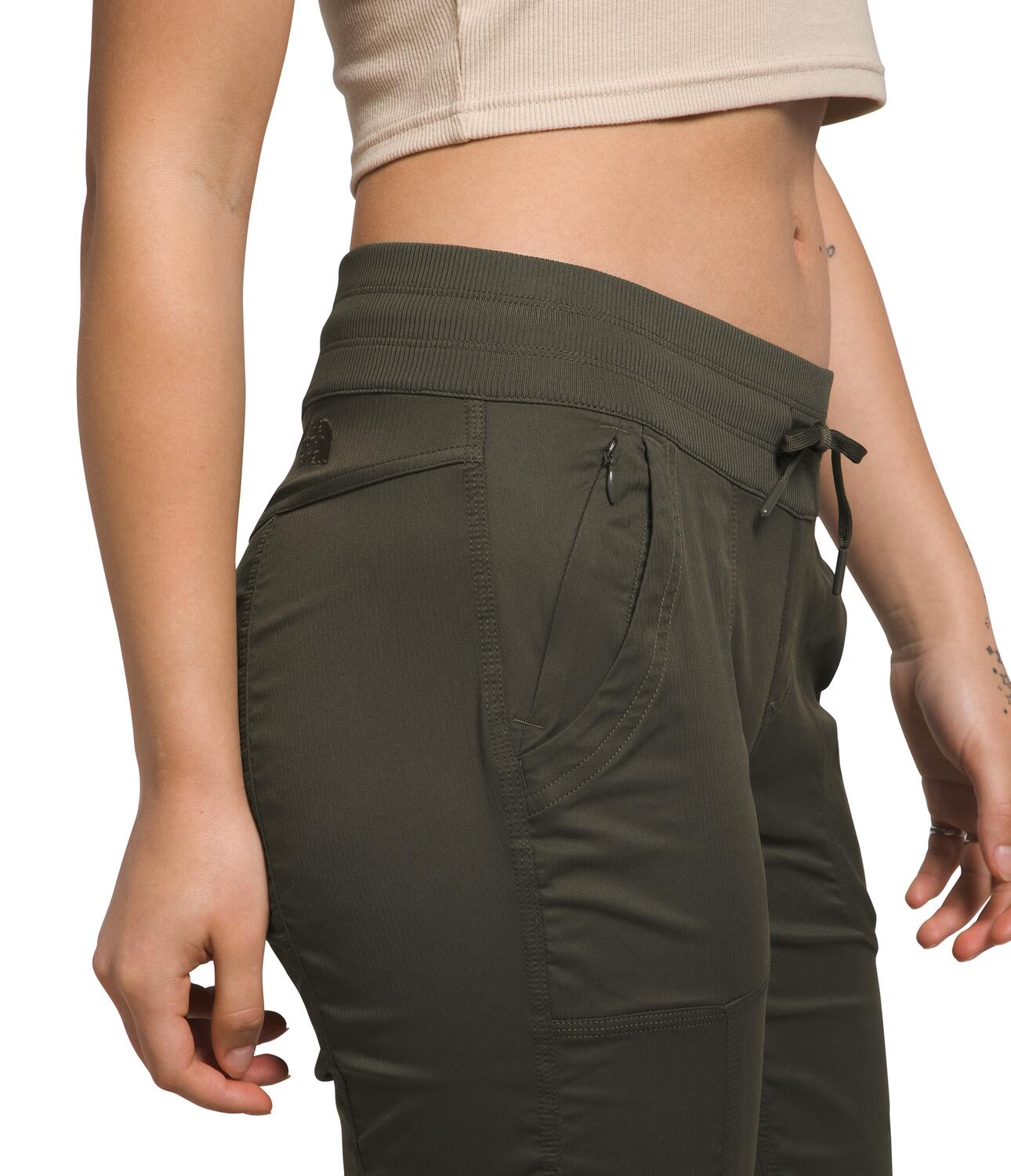 Pantalón Aphrodite 2.0 Pant Verde Mujer The North Face - imagen 1