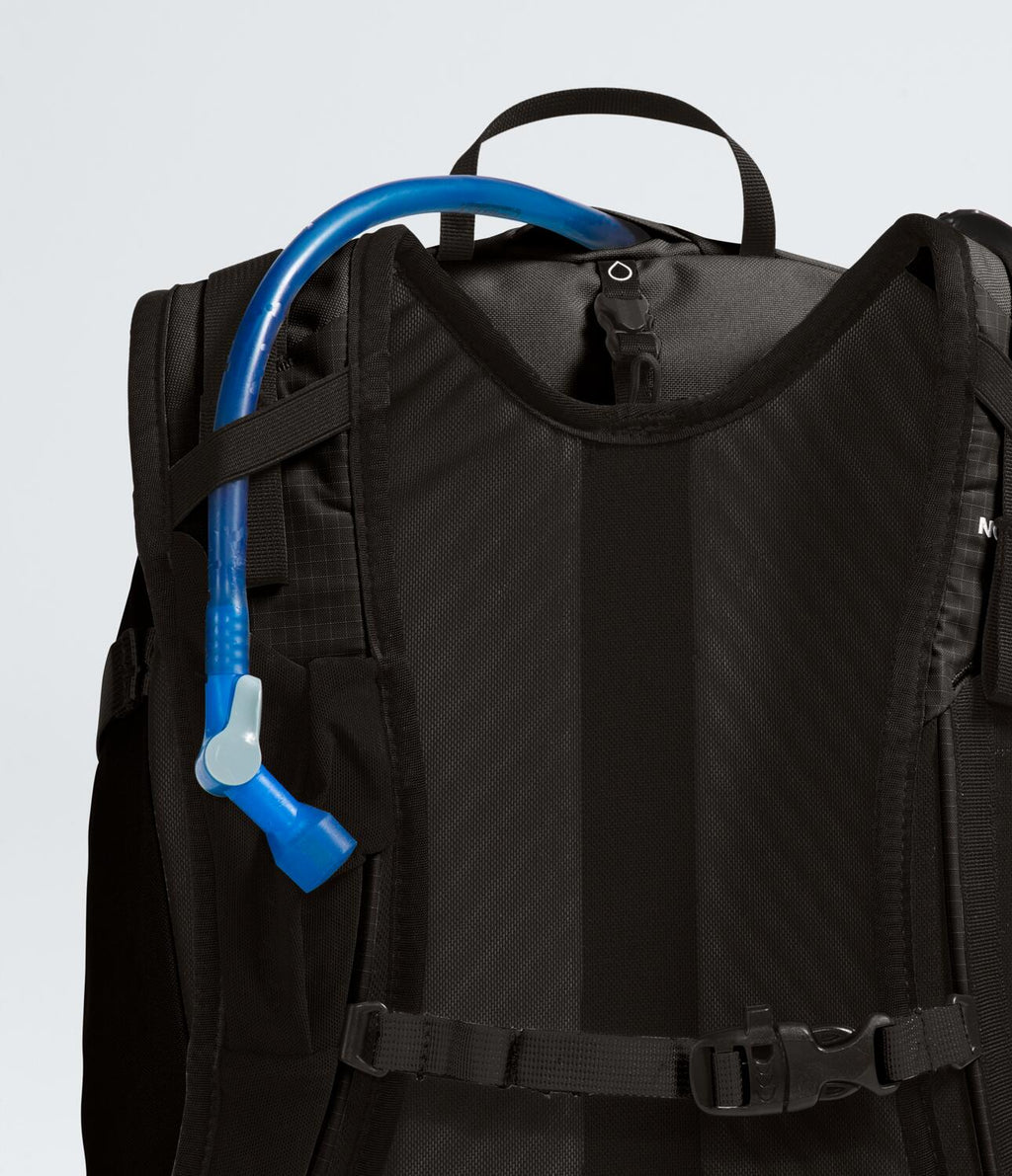 Mochila Basin 24 Negro Unisex The North Face