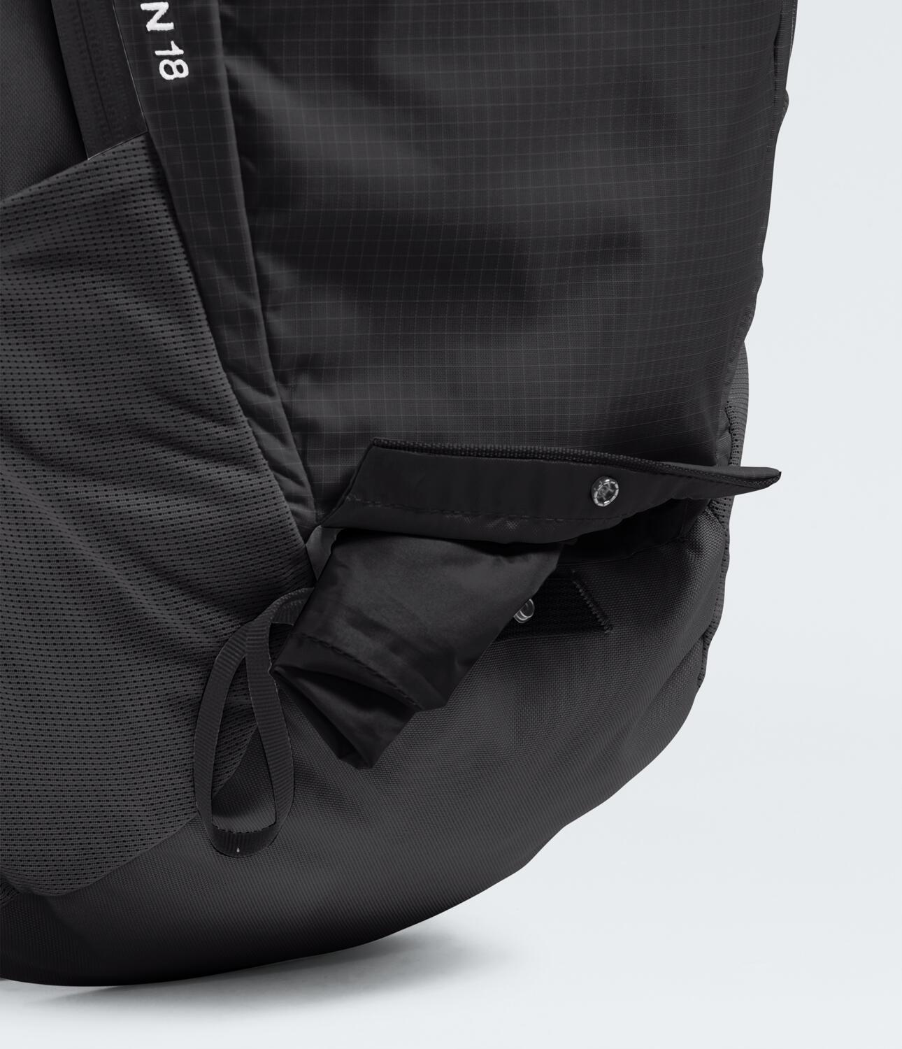 Mochila Basin 18 Negro Unisex The North Face