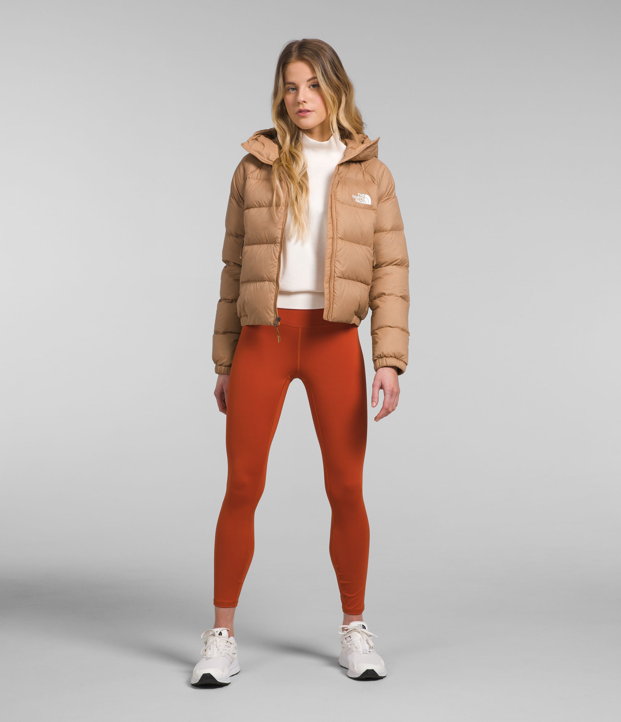 Chompa Hydrenalite Down Hoodie Térmica Café Mujer The North Face - imagen 3