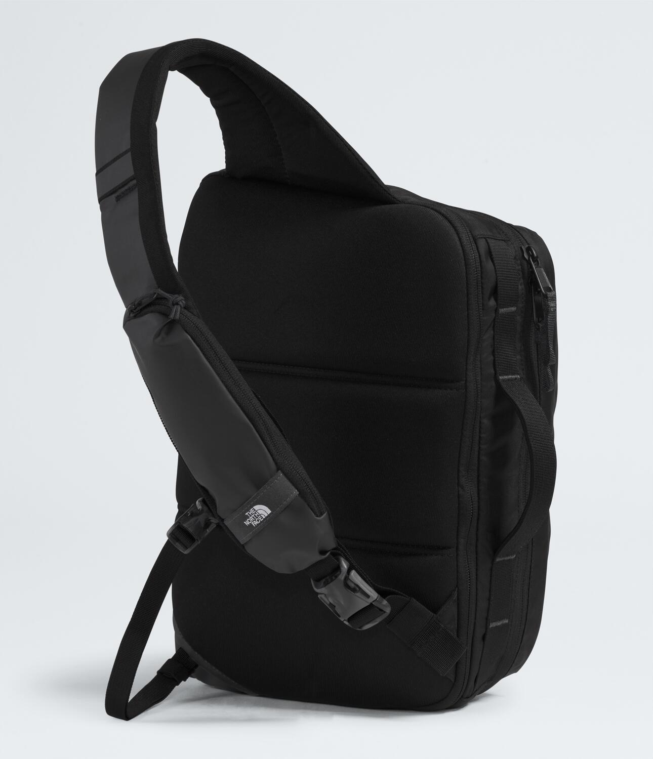 Bolso Base Camp Voyager Sling Negro Unisex The North Face