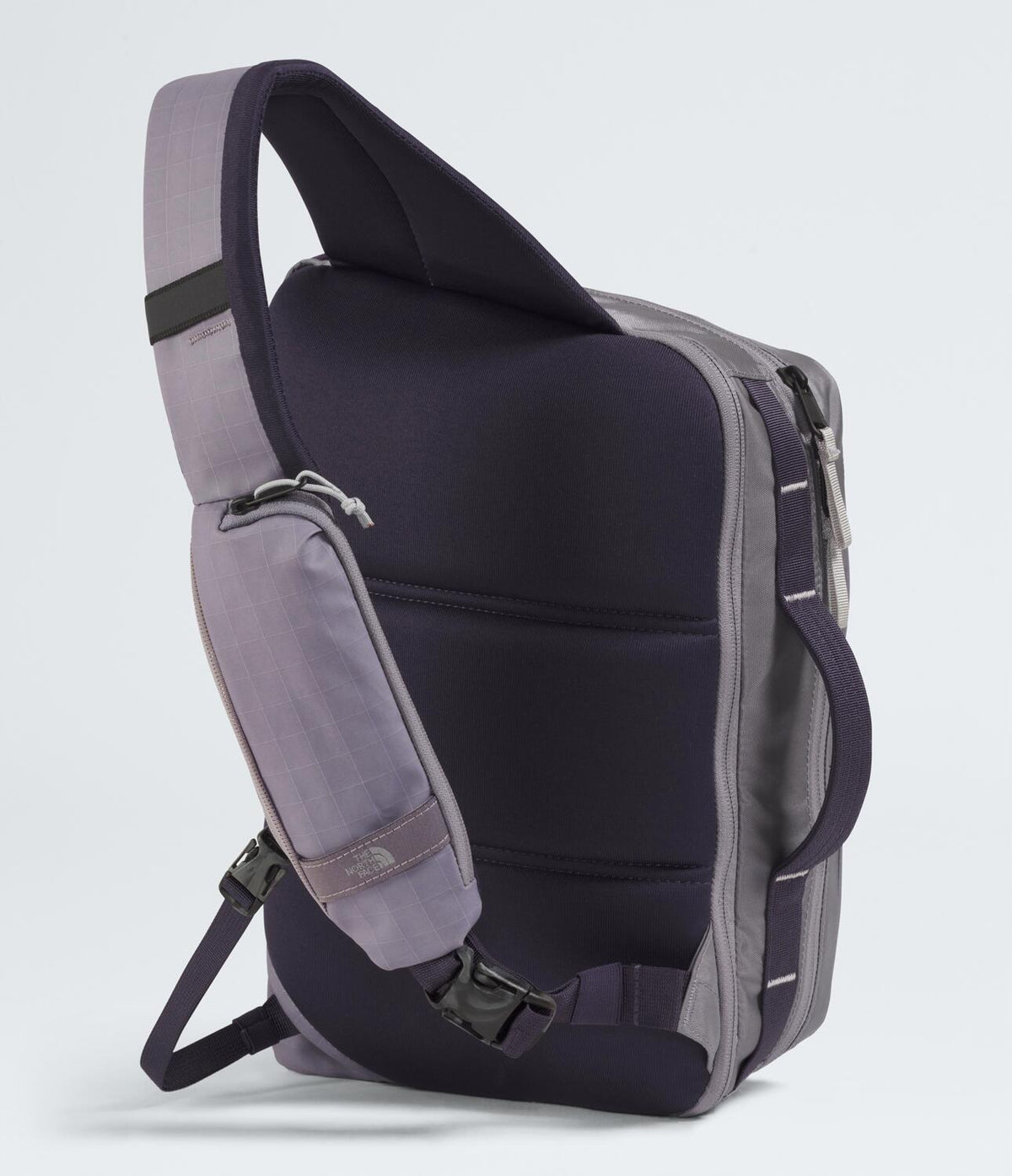 Mochila Base Camp Voyager Sling Morado Mujer The North Face