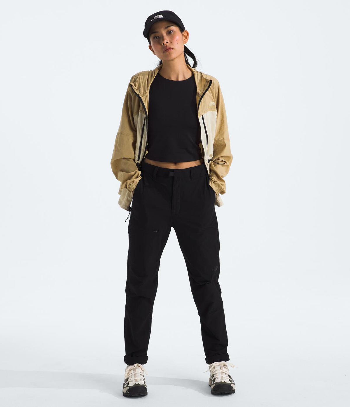 Pantalón Basin Pant Negro Mujer The North Face