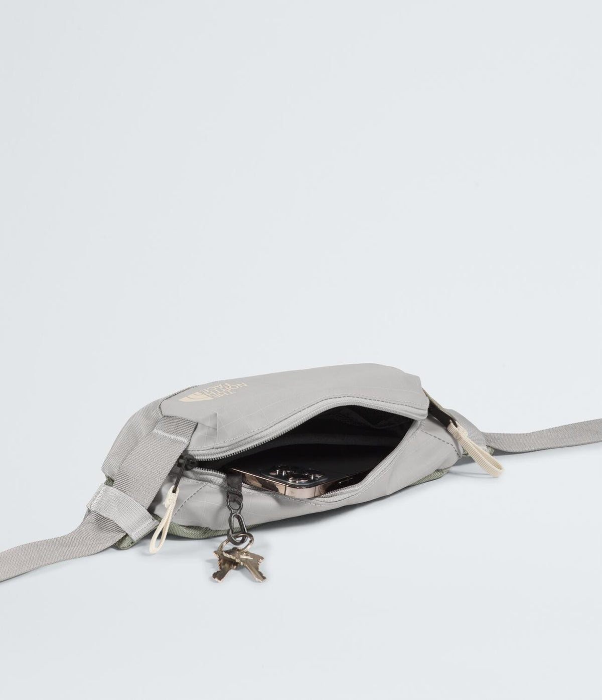 Riñonera Base Camp Voyager Lumbar Gris Unisex The North Face